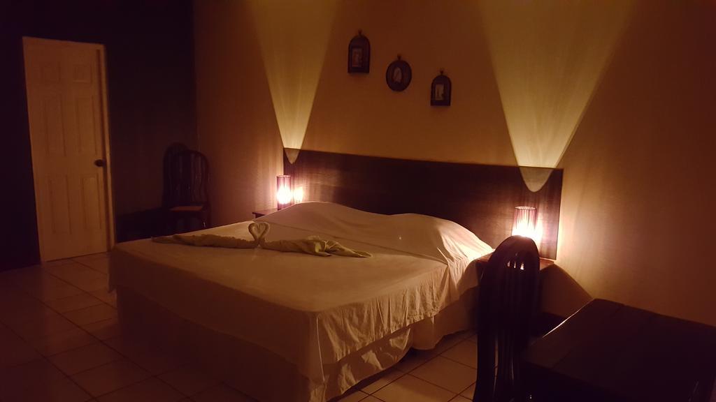 Hotel La Arboleda Манагуа Екстер'єр фото
