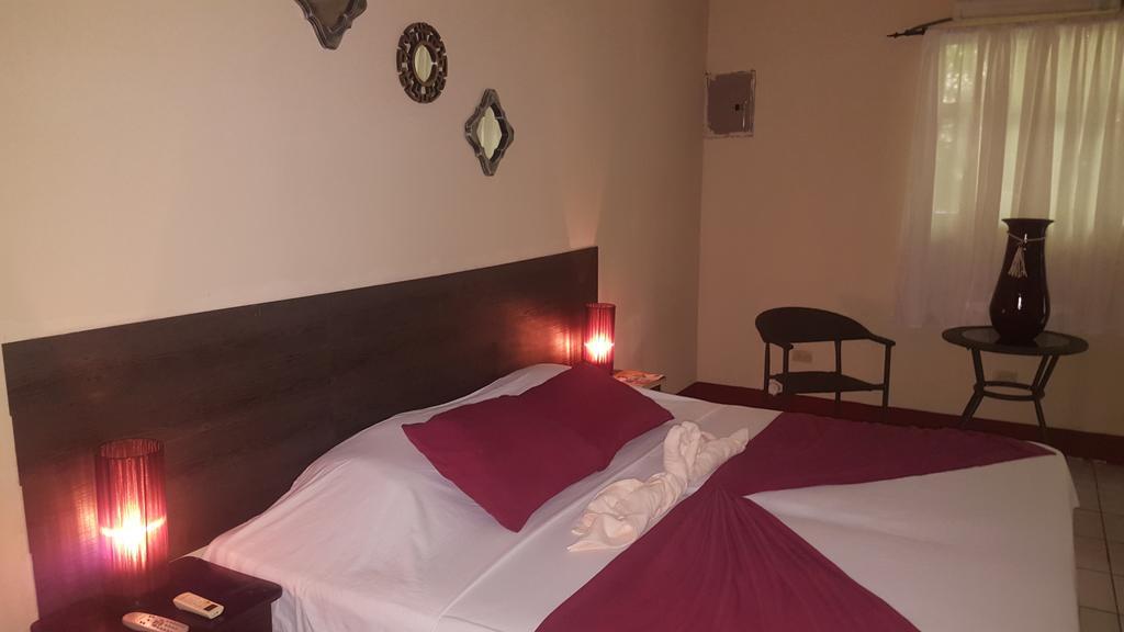 Hotel La Arboleda Манагуа Екстер'єр фото